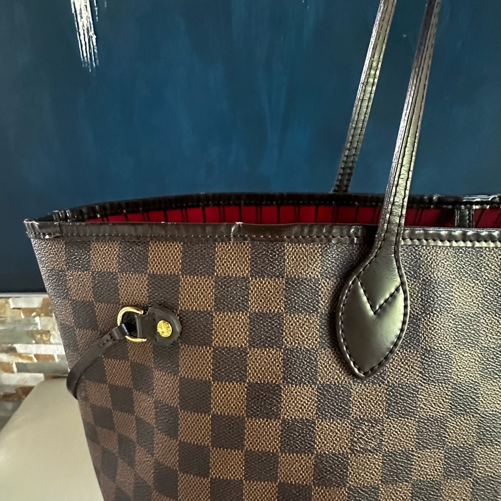Authentic Louis Vuitton Damier Neverfull GM - Picture 13 of 16